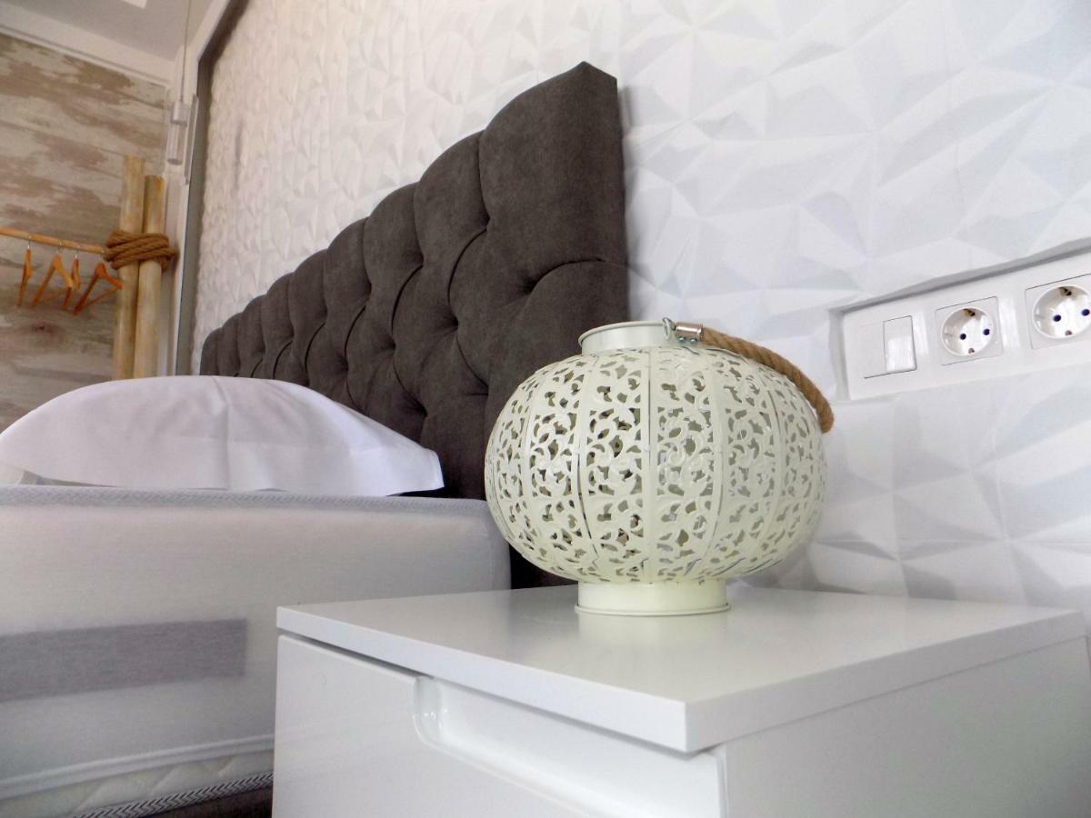 Petite Palace Aristotelous 8 Tesalonika Bagian luar foto