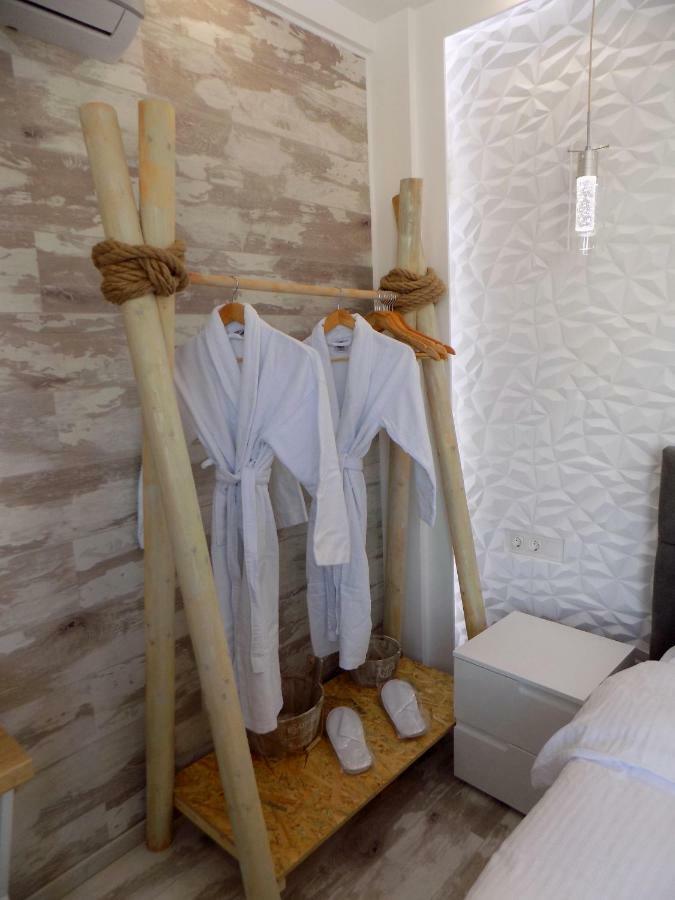 Petite Palace Aristotelous 8 Tesalonika Bagian luar foto